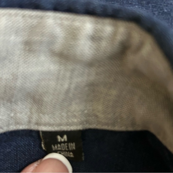 Neiman Marcus Linen Short Sleeve Button Down Shirt - Picture 5 of 6